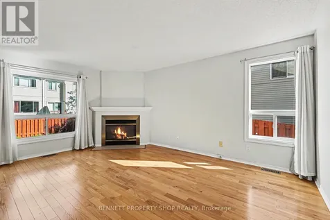 82 Emerald Meadows Drive Ottawa ON K2M 2L6