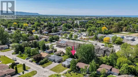 10 Rhonda Road Collingwood ON L9Y 4G4