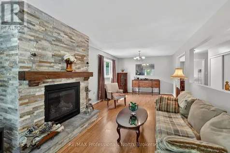 48 Fairway Crescent Wasaga Beach ON L9Z 1B8