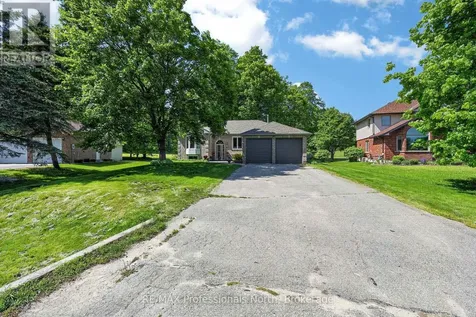 48 Fairway Crescent Wasaga Beach ON L9Z 1B8