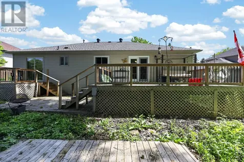 48 Fairway Crescent Wasaga Beach ON L9Z 1B8