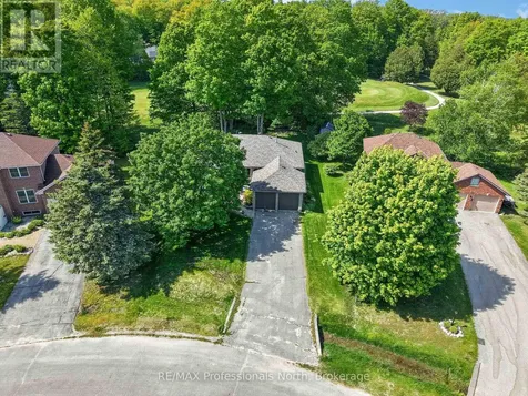 48 Fairway Crescent Wasaga Beach ON L9Z 1B8