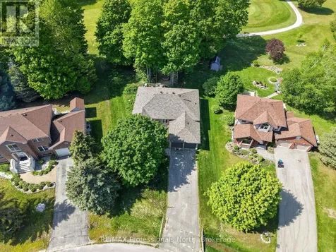 48 Fairway Crescent Wasaga Beach ON L9Z 1B8