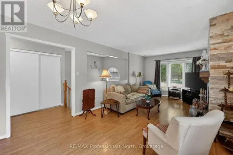 48 Fairway Crescent Wasaga Beach ON L9Z 1B8