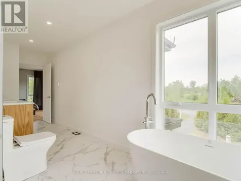3814 Lakeside Drive South Glengarry ON K0C 1Z0