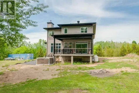 3814 Lakeside Drive South Glengarry ON K0C 1Z0