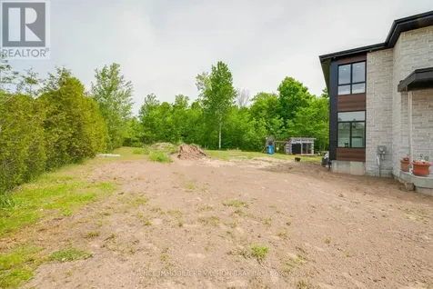 3814 Lakeside Drive South Glengarry ON K0C 1Z0