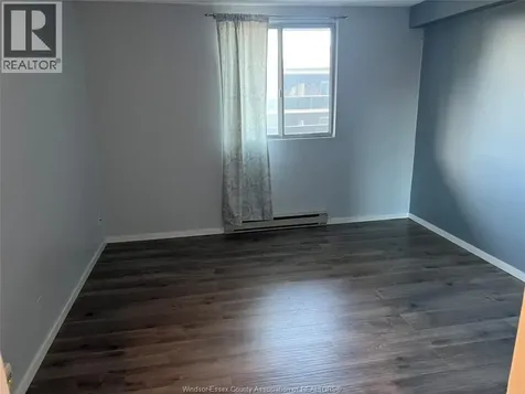 3936 Wyandotte Street East Windsor ON N8Y 4V1