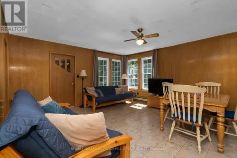 16 Susan Court Tiny ON L0L 2J0