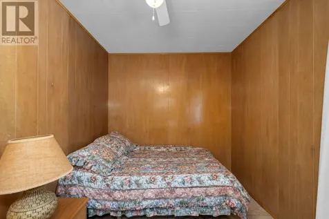 16 Susan Court Tiny ON L0L 2J0