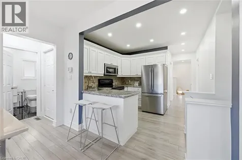 205 Dumbarton Avenue Hamilton ON L8K 5C2
