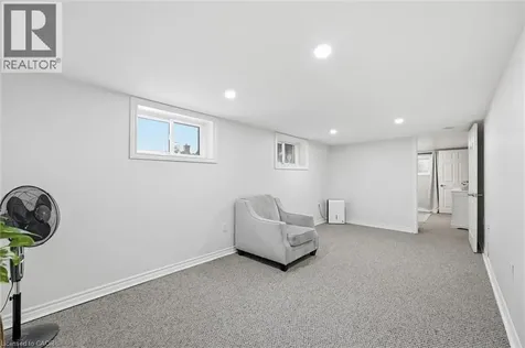 205 Dumbarton Avenue Hamilton ON L8K 5C2