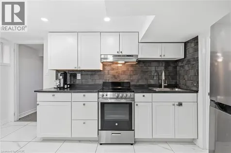 205 Dumbarton Avenue Hamilton ON L8K 5C2