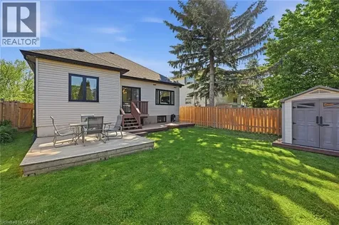 205 Dumbarton Avenue Hamilton ON L8K 5C2