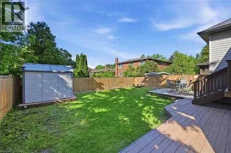205 Dumbarton Avenue Hamilton ON L8K 5C2