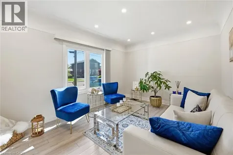 205 Dumbarton Avenue Hamilton ON L8K 5C2
