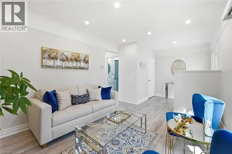 205 Dumbarton Avenue Hamilton ON L8K 5C2
