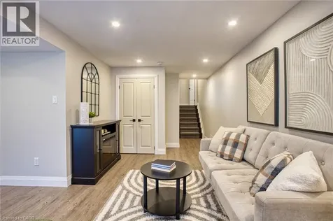 39 Bensley Lane Hamilton ON L9C 0E9