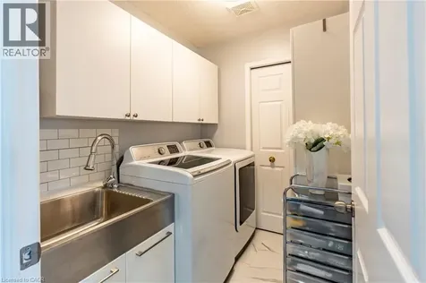 18 Madeleine Street Kitchener ON N2R 1V5