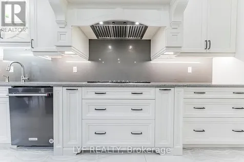7 Seager Street Richmond Hill ON L4S 0H1