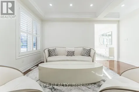 7 Seager Street Richmond Hill ON L4S 0H1