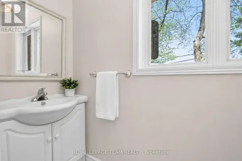 2456 Garmil Crescent Ottawa ON K0A 2T0