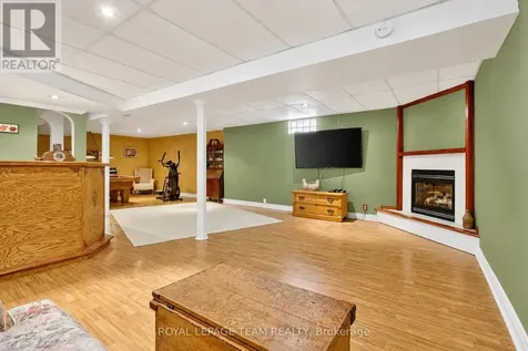 2456 Garmil Crescent Ottawa ON K0A 2T0