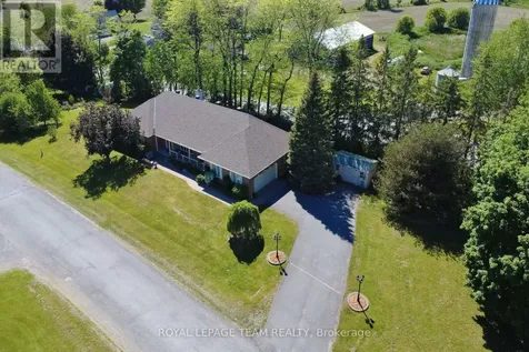 2456 Garmil Crescent Ottawa ON K0A 2T0