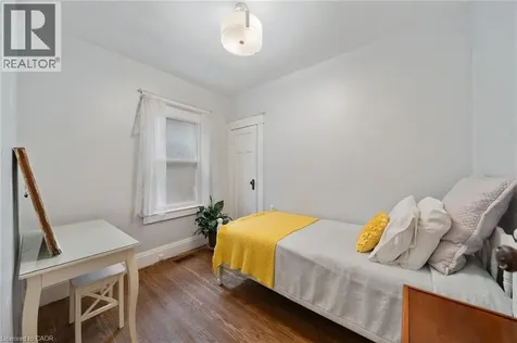 78 Haynes Avenue St. Catharines ON L2R 3Z3