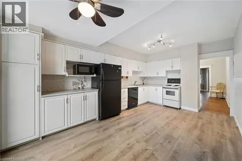78 Haynes Avenue St. Catharines ON L2R 3Z3