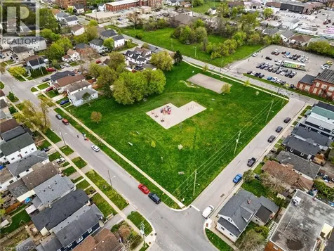 78 Haynes Avenue St. Catharines ON L2R 3Z3