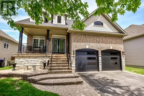 34 Meadowood Drive Wasaga Beach ON L9Z 3B9