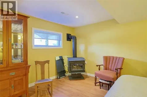 22 Turner Drive Sarnia ON N7S 4L1