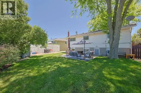 22 Turner Drive Sarnia ON N7S 4L1