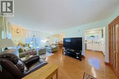 22 Turner Drive Sarnia ON N7S 4L1