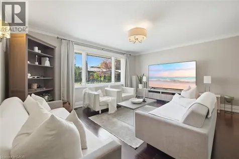 14 Plainsman Road Mississauga ON L5N 1C5