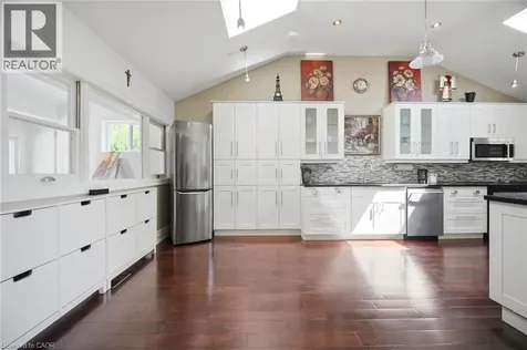 14 Plainsman Road Mississauga ON L5N 1C5