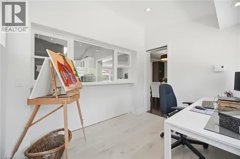 14 Plainsman Road Mississauga ON L5N 1C5