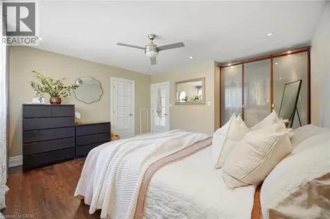 14 Plainsman Road Mississauga ON L5N 1C5