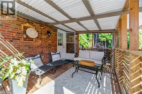 14 Plainsman Road Mississauga ON L5N 1C5