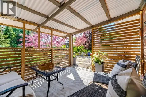 14 Plainsman Road Mississauga ON L5N 1C5