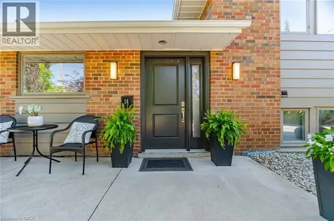 14 Plainsman Road Mississauga ON L5N 1C5