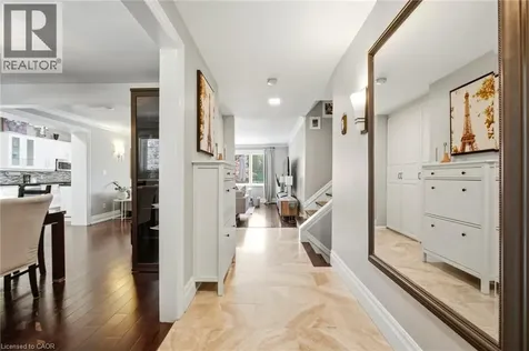 14 Plainsman Road Mississauga ON L5N 1C5