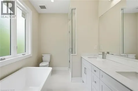 112 Forks Road East Welland ON L3B 5K5