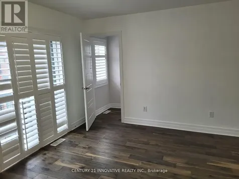 70 Plains Road Burlington (bayview) ON L7T 1E8
