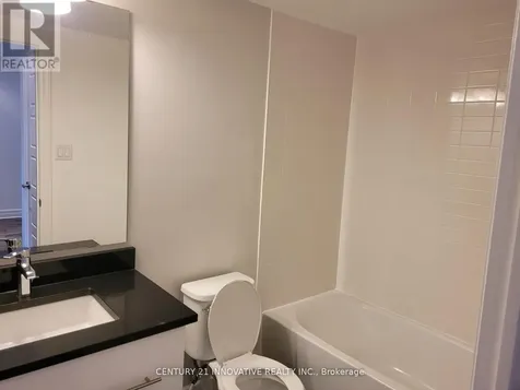 70 Plains Road Burlington (bayview) ON L7T 1E8
