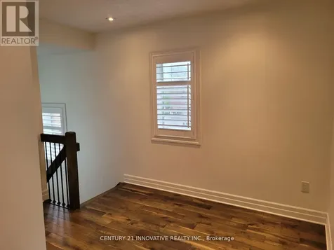 70 Plains Road Burlington (bayview) ON L7T 1E8
