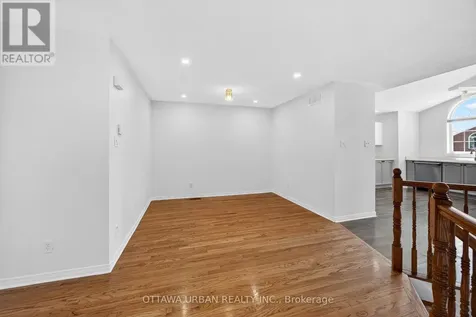 127 Castle Glen Crescent Ottawa ON K2L 4G9