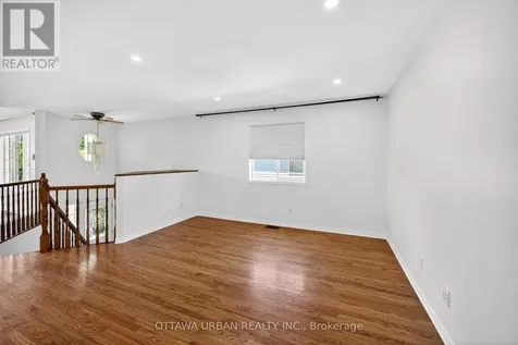 127 Castle Glen Crescent Ottawa ON K2L 4G9