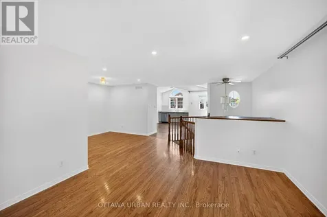 127 Castle Glen Crescent Ottawa ON K2L 4G9